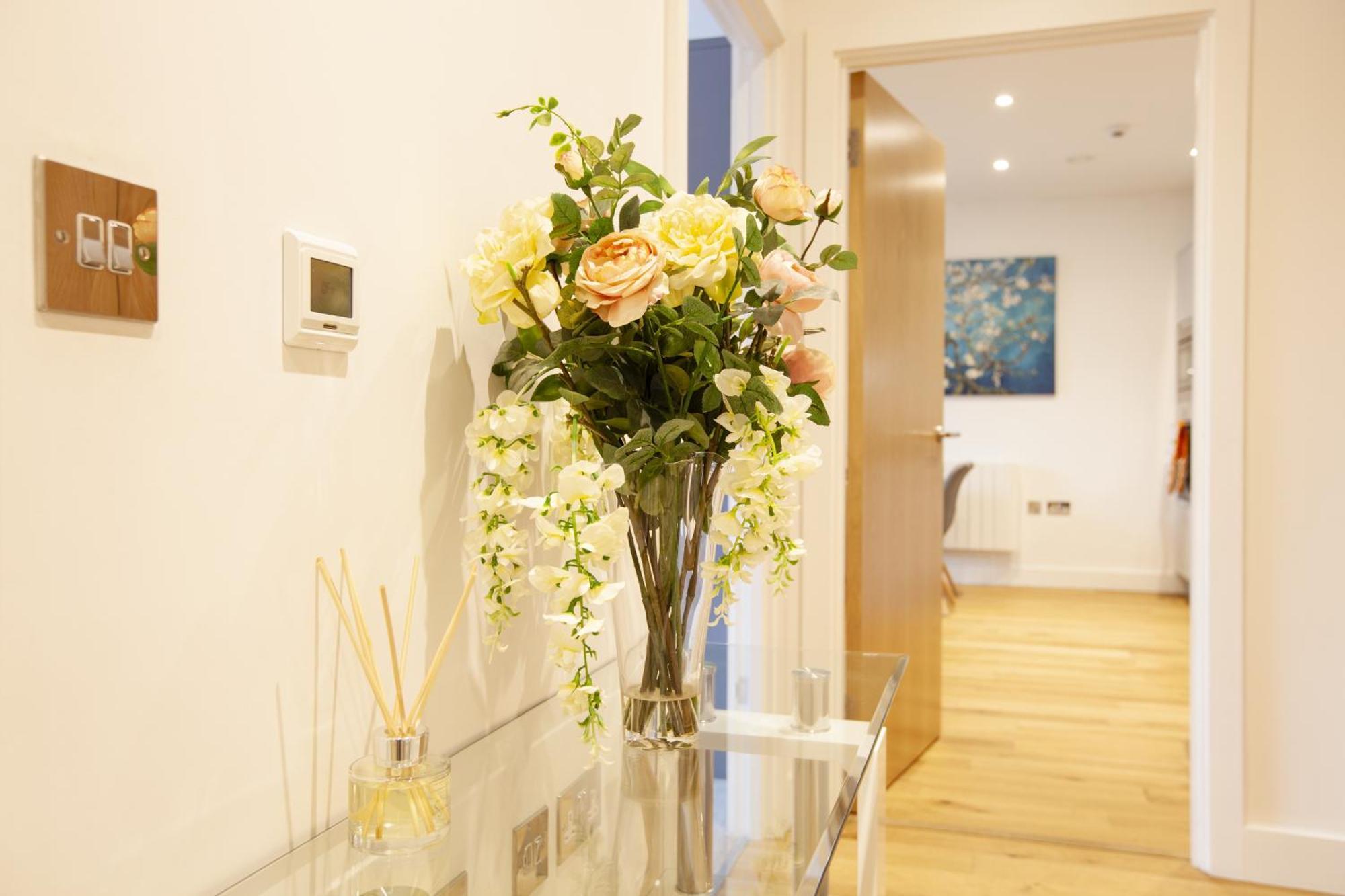 Urban Living'S ~ King Edward Luxury Apartments In The Heart Of Windsor Dış mekan fotoğraf
